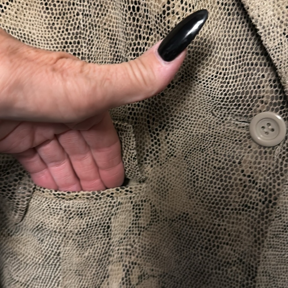 Alfani genuine leather blazer with snake skin look - Picture 4 of 5